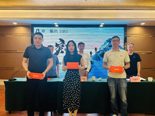 【荣耀之旅 聚力前行】 热烈祝贺2025年江苏亚洲国际游戏官网集团年中销售旅游会议圆满召开(图2)